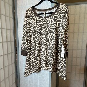 NWT LuLaRoe Cozy Kate Cream and Black Boxy Blouse 3/4 Sleeve